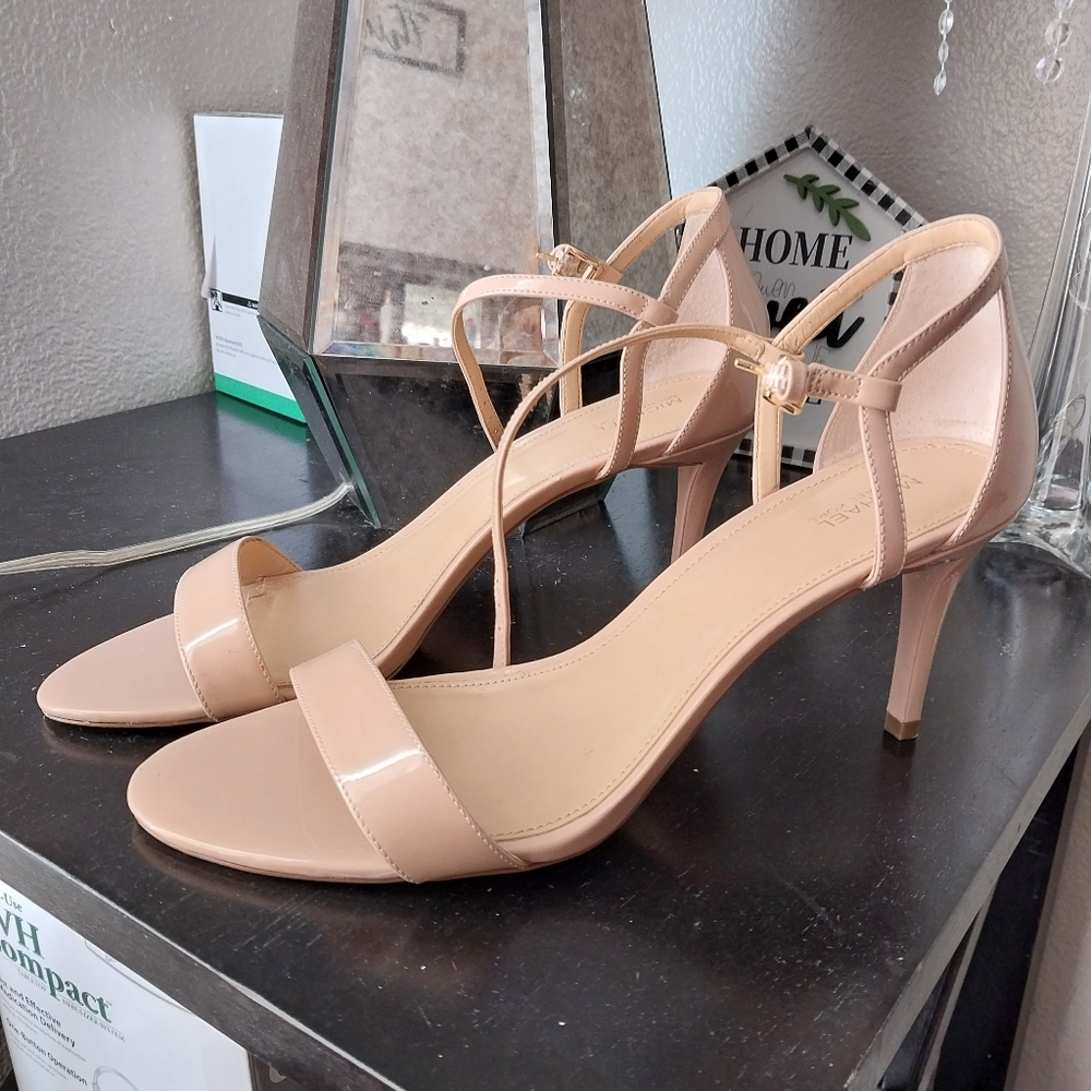 Mk heels size 11
